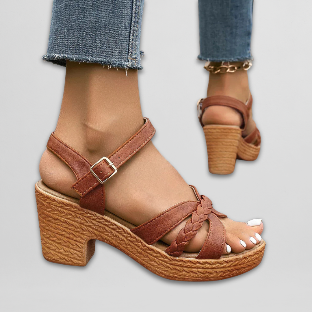 Layla™ | Geflochtene Sandaletten