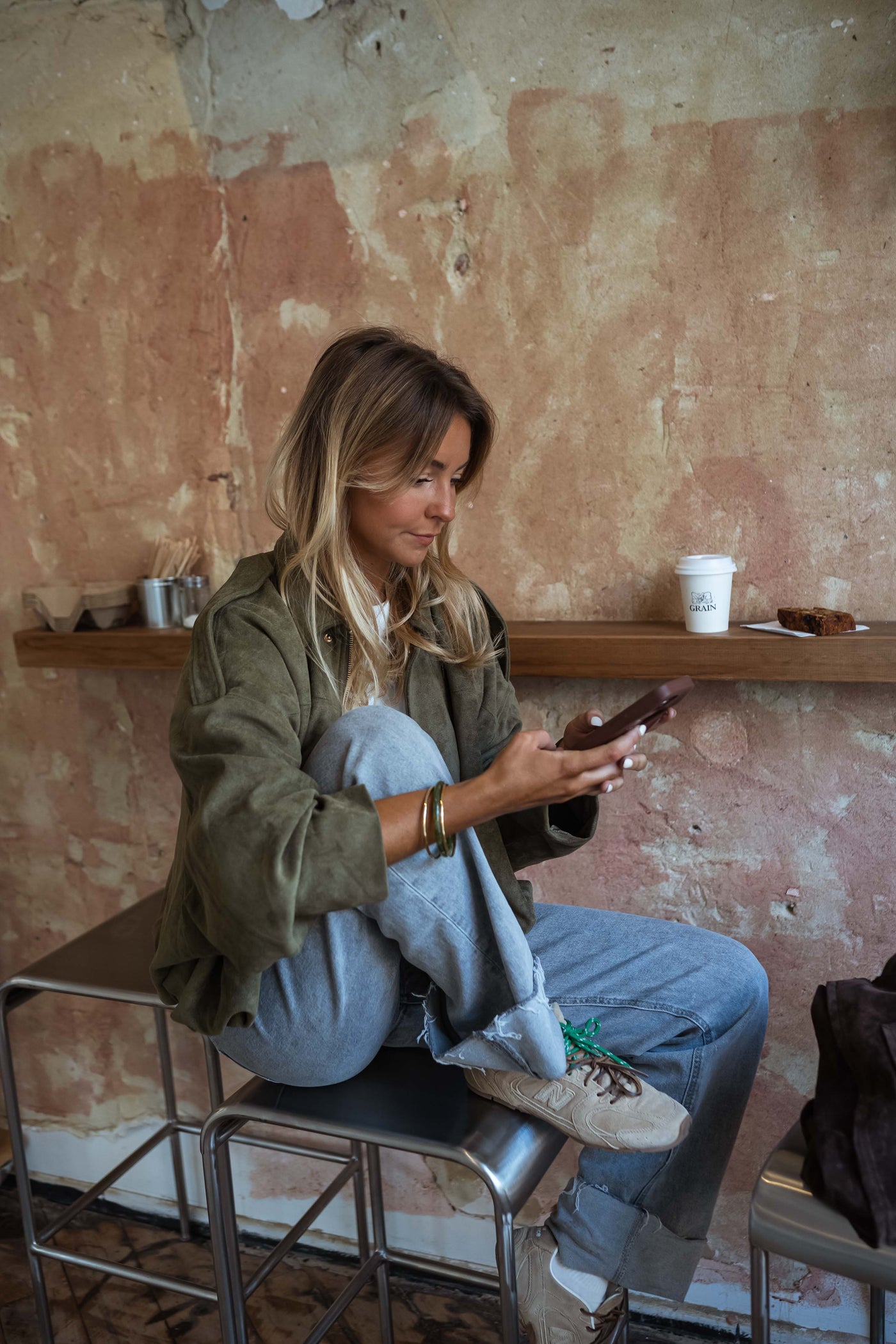 MARA™ | DIE OLIVFARBENE SUEDE-JACKE