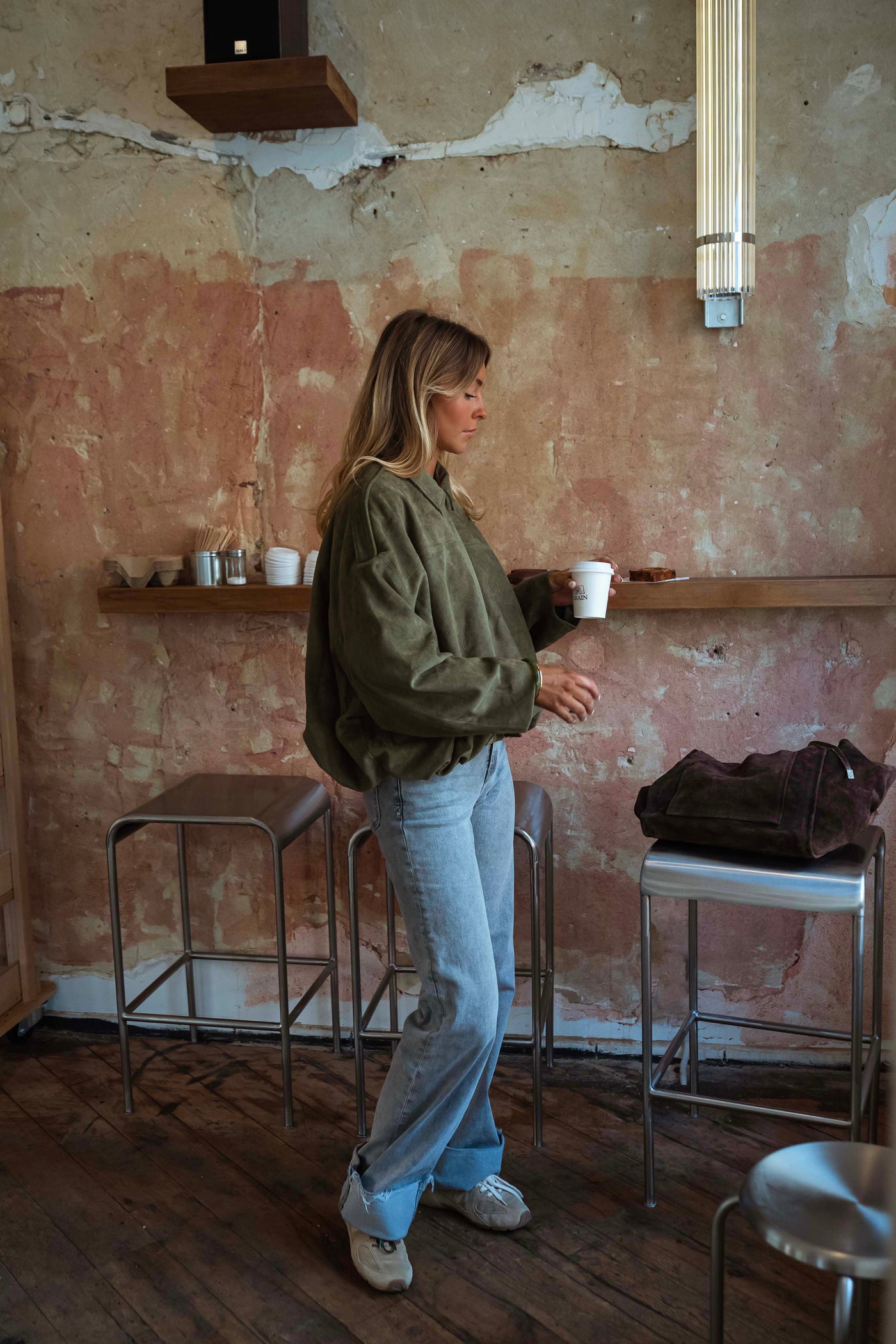 MARA™ | DIE OLIVFARBENE SUEDE-JACKE