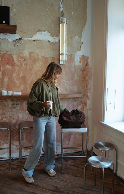 MARA™ | DIE OLIVFARBENE SUEDE-JACKE