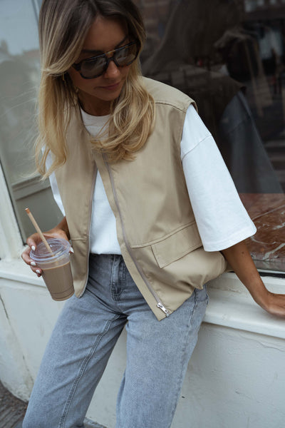 ELENA™ | DIE BEIGE UTILITY-WESTE