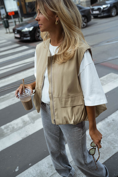 ELENA™ | DIE BEIGE UTILITY-WESTE