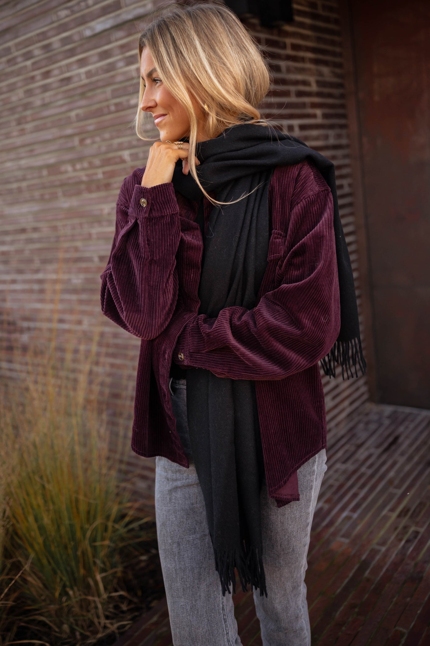 SOFIA™ | DIE BORDEAUX-CORDJACKE